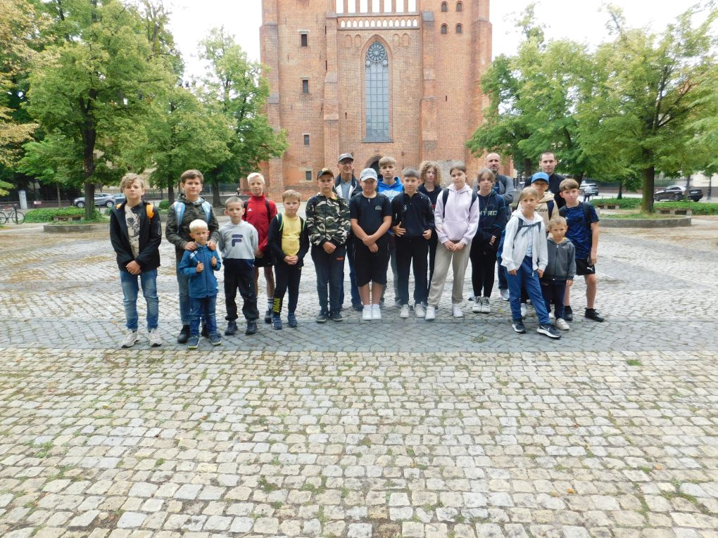 Read more about the article Wakacyjna Wycieczka Ministrantów